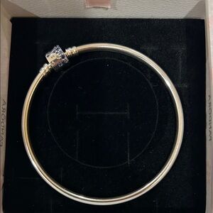 Pandora Sparkling Barrel Clasp Bangle